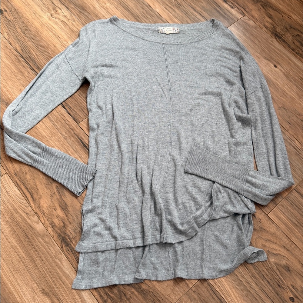 Pink Republic Women’s Gray Top